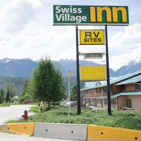 Swiss Village Inn Голден Экстерьер фото